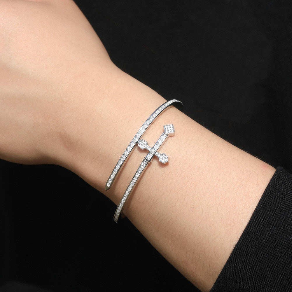 Bracelet épée de justice